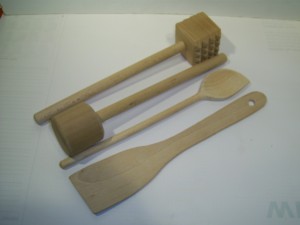 Div. Küchenhelfer aus Holz